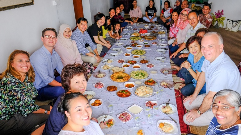 food drinks cultural experience things to do in kl